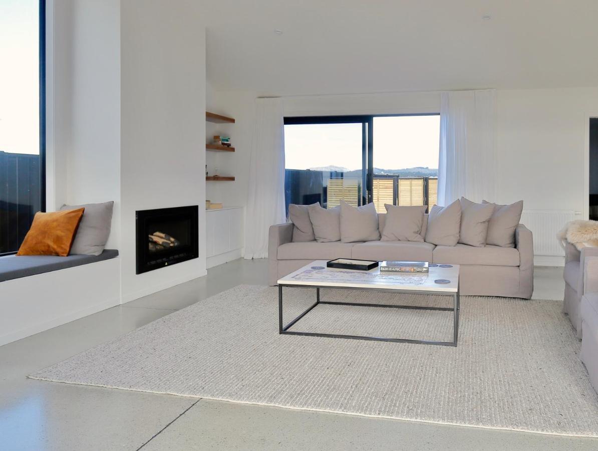 Lake House - Te Anau Holiday Home Dış mekan fotoğraf