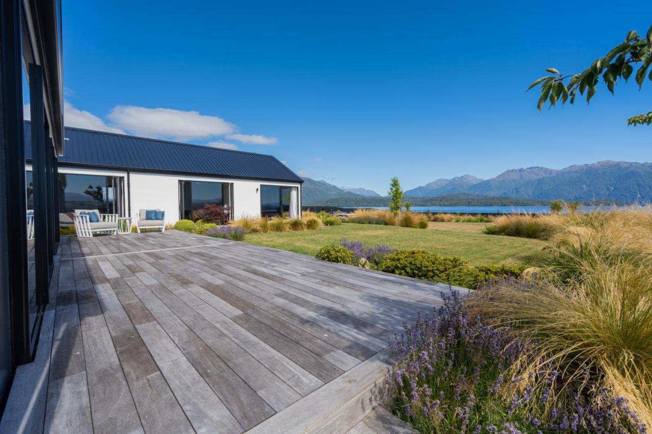 Lake House - Te Anau Holiday Home Dış mekan fotoğraf