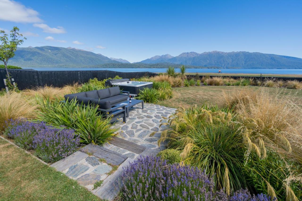 Lake House - Te Anau Holiday Home Dış mekan fotoğraf